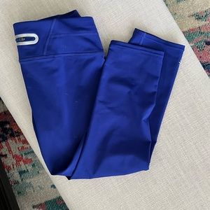 Athleta cropped workout legging. Small